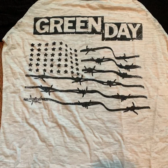 NEW Green Day Concert 3/4 sleeve heathered  tee - Picture 2 of 4
